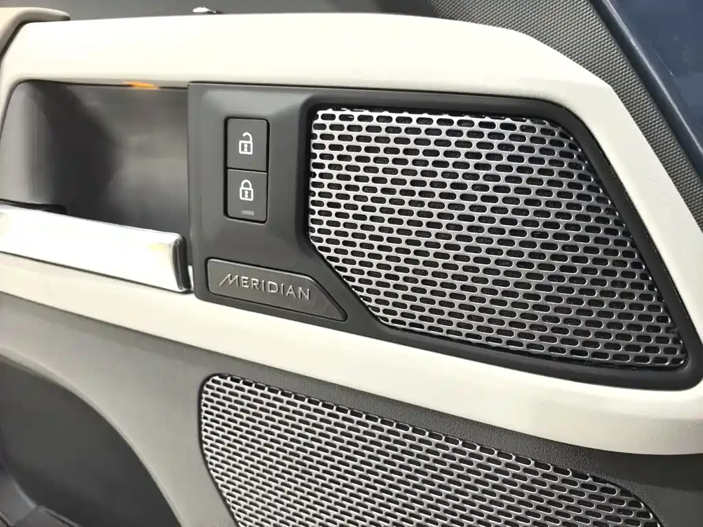 Land Rover Land Rover Defender 2021 90 P400 X-DYNAMIC S