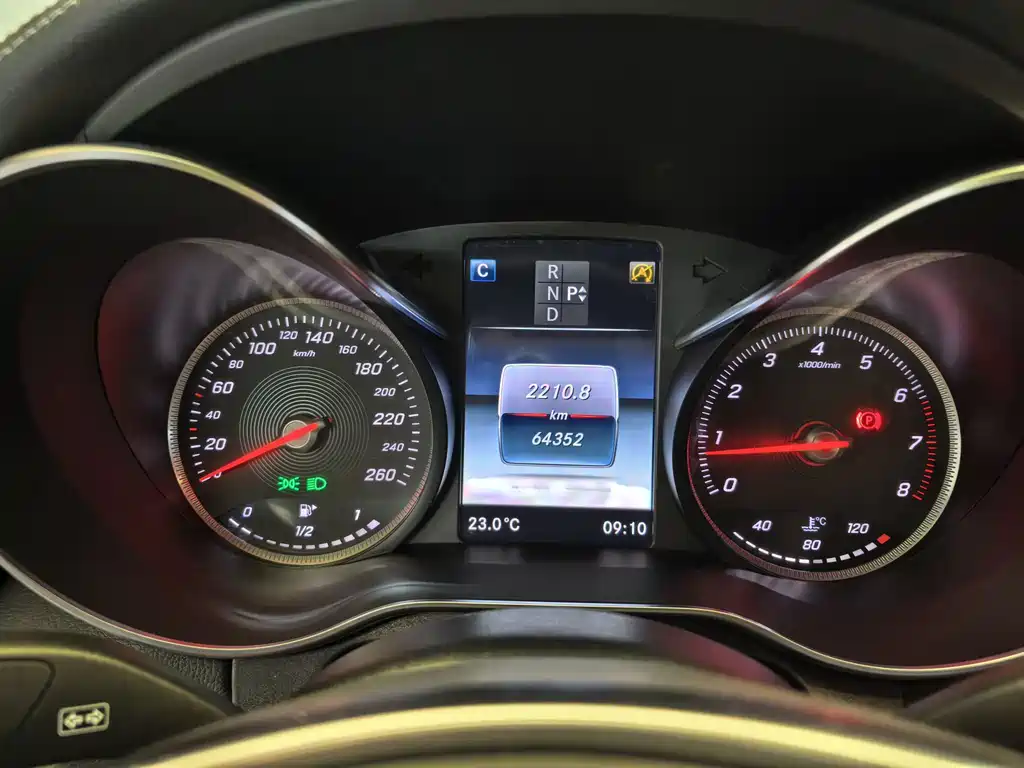 Mercedes-Benz C-Class (Import) — миниатюра 17