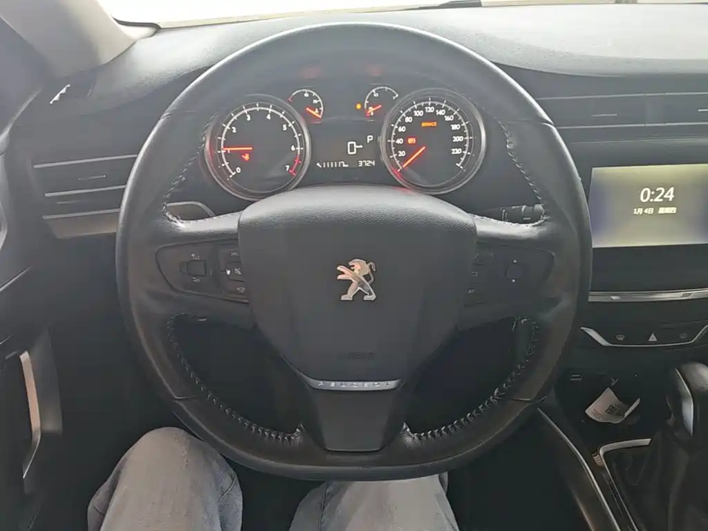 Peugeot 408 — миниатюра 11