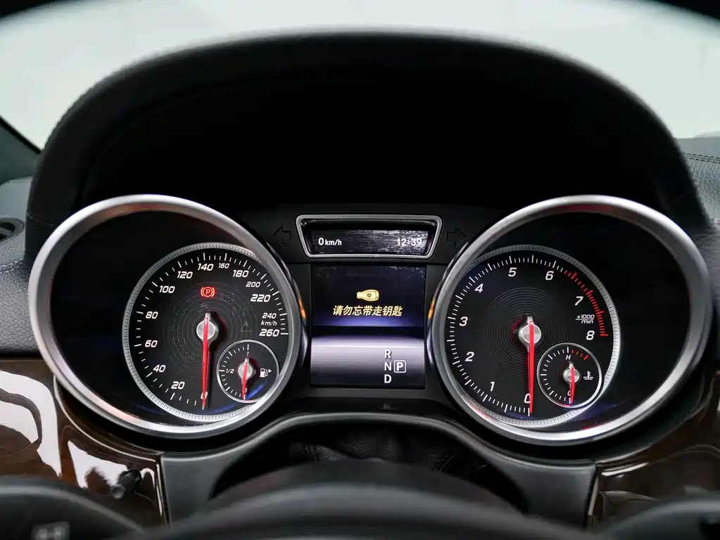 Mercedes-Benz GLS — миниатюра 17