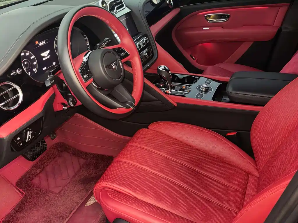 Bentley Bentayga — миниатюра 4