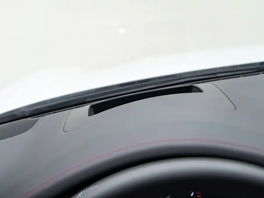 Porsche Panamera Hybrid — миниатюра 21