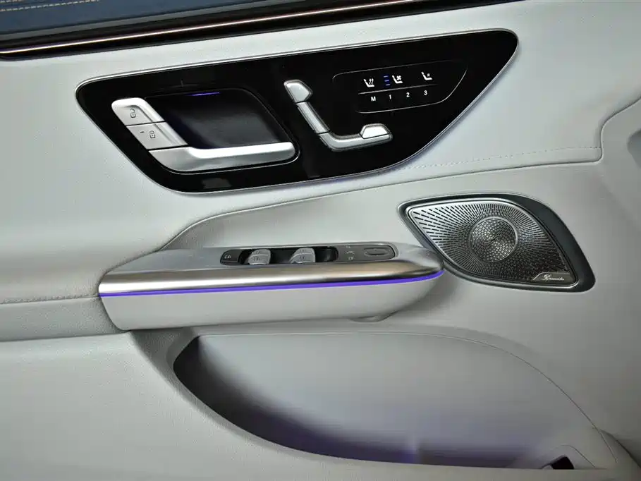Mercedes-Benz EQE — миниатюра 10