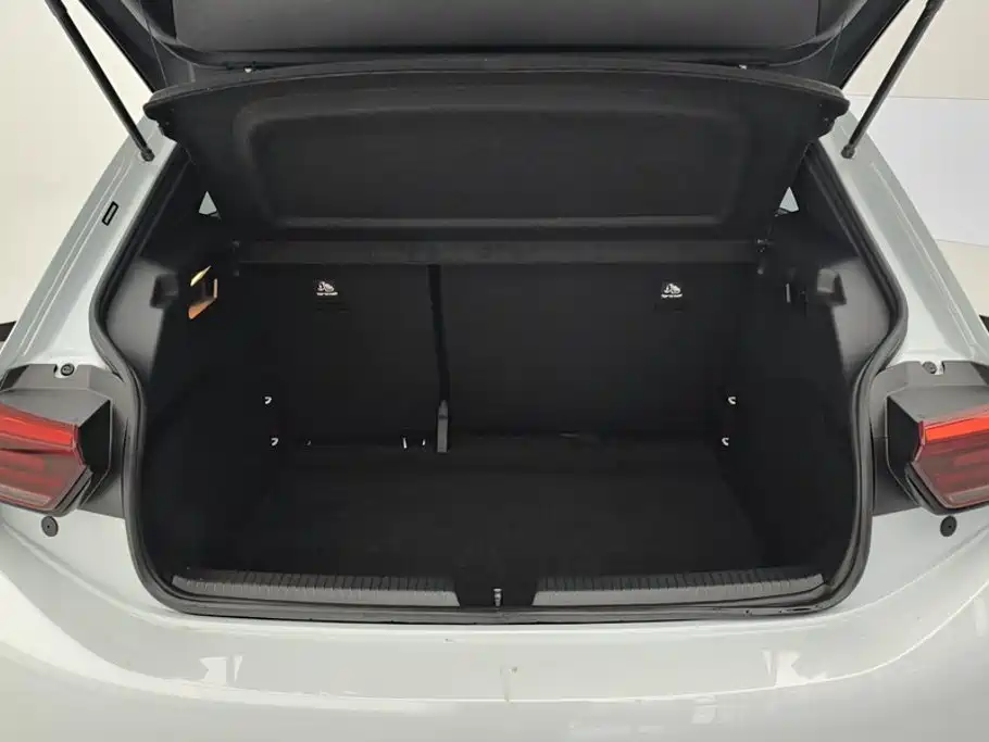 Volkswagen ID.3 — миниатюра 4