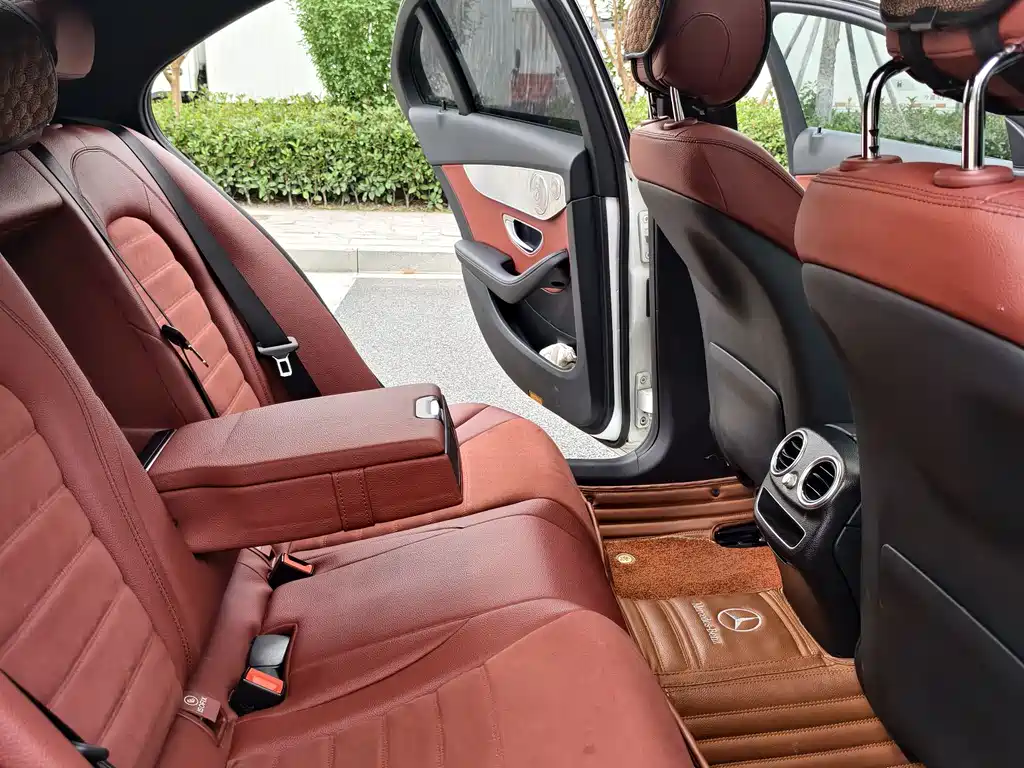 Mercedes-Benz C-Class 2021 — фото 11