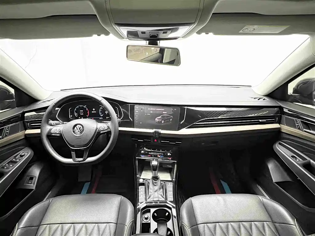 Volkswagen Passat — миниатюра 10