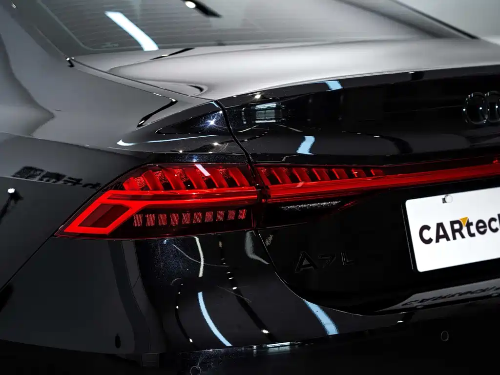 Audi A7L — миниатюра 8