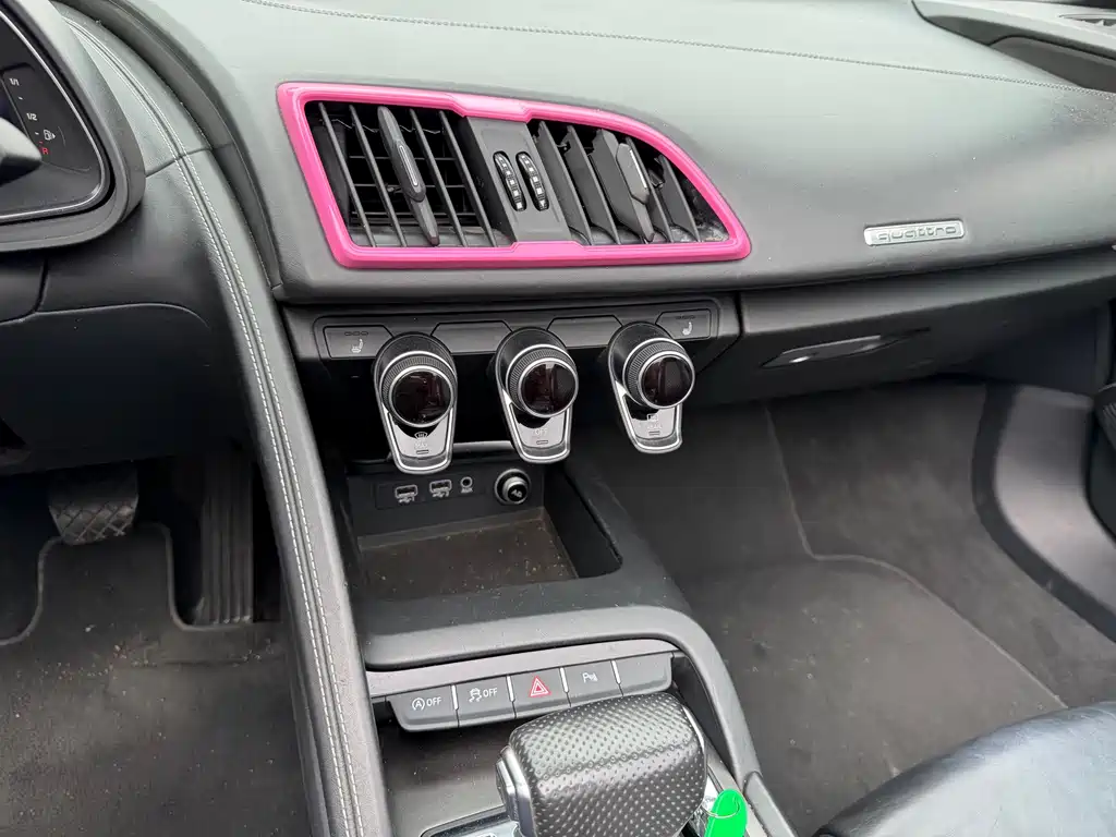 Audi R8 — миниатюра 9