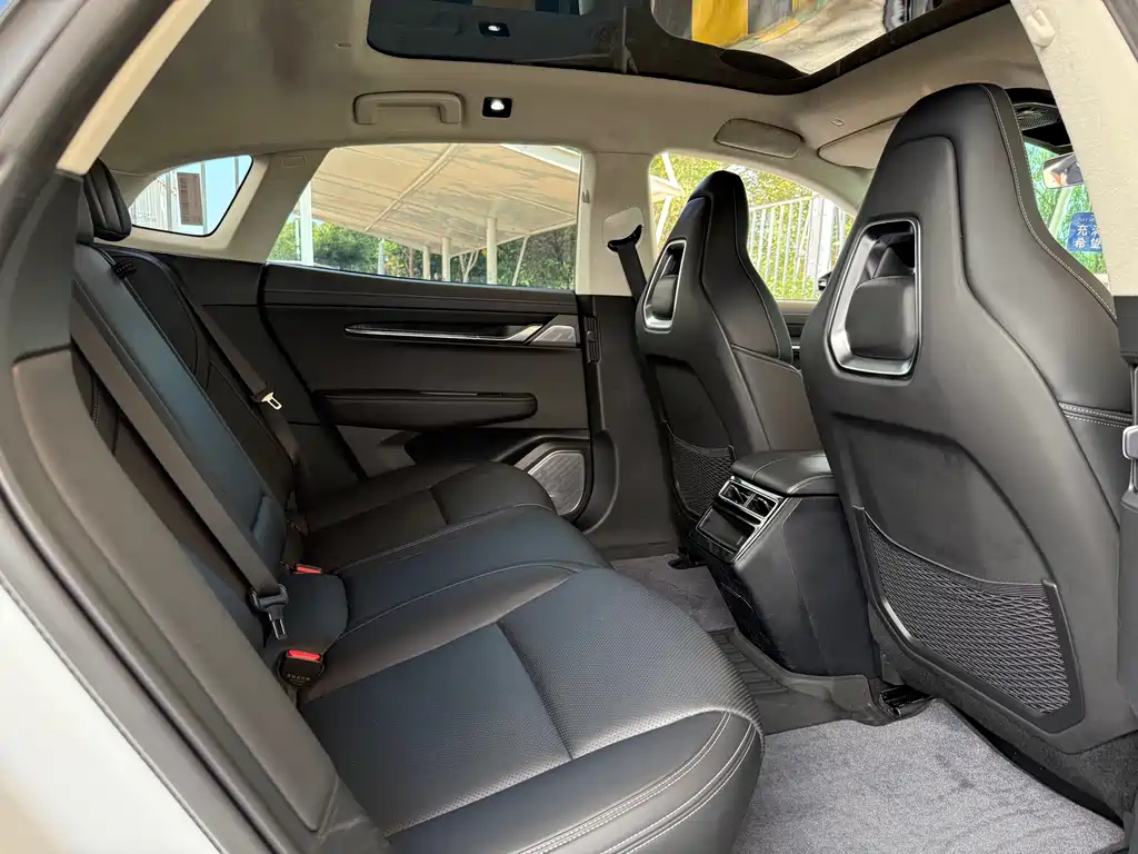 ZEEKR EXTREME KRYPTON 001