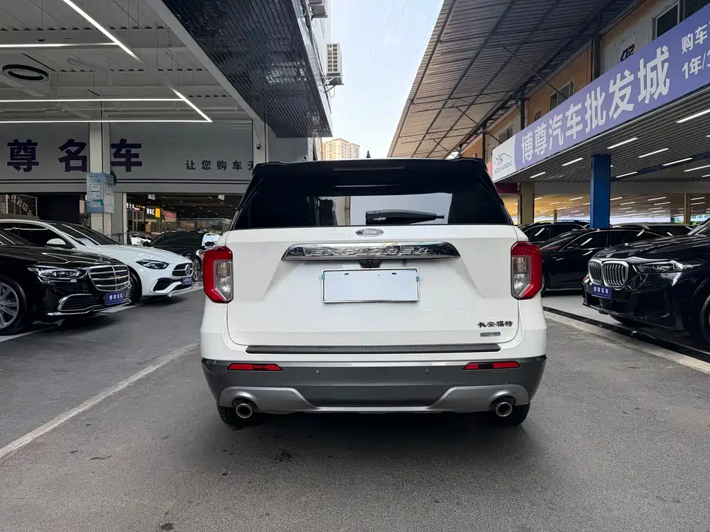 Ford Explorer — миниатюра 19