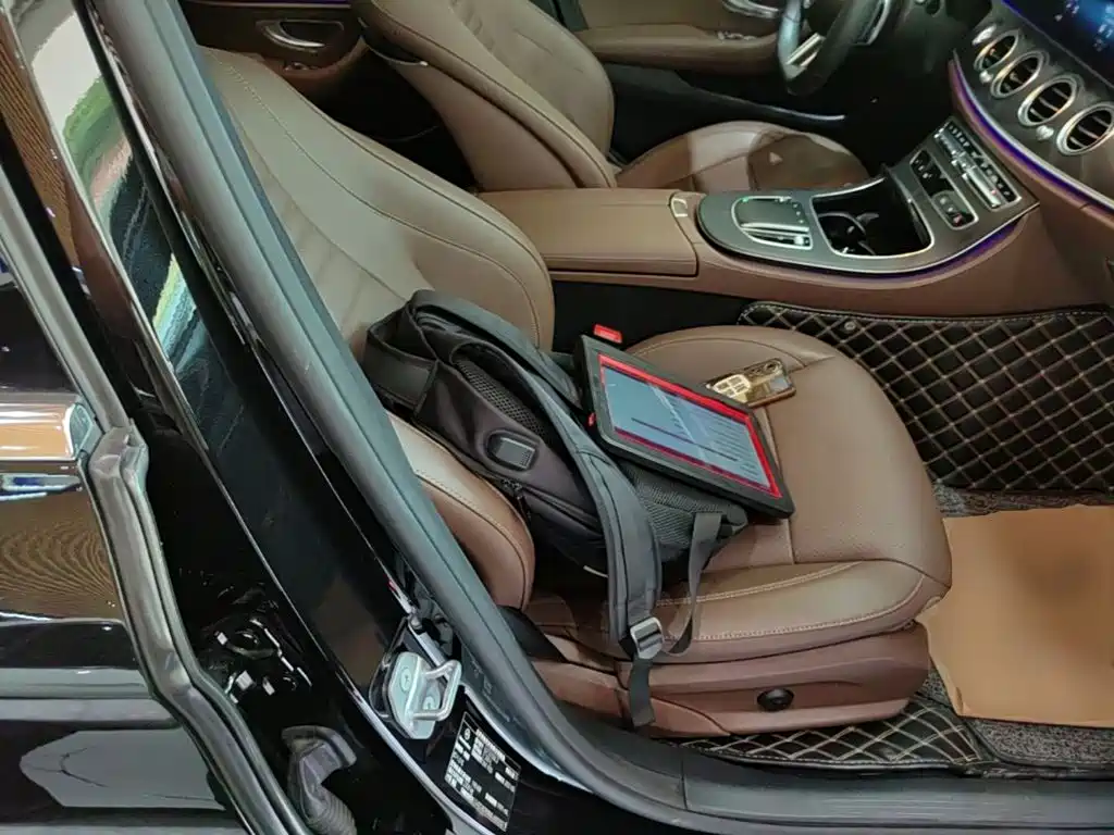 Mercedes-Benz E-Class — миниатюра 25