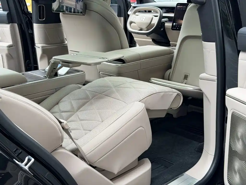 NIO 蔚来ES9 — миниатюра 19