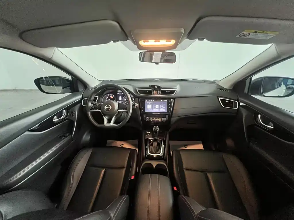 Nissan Qashqai — миниатюра 11