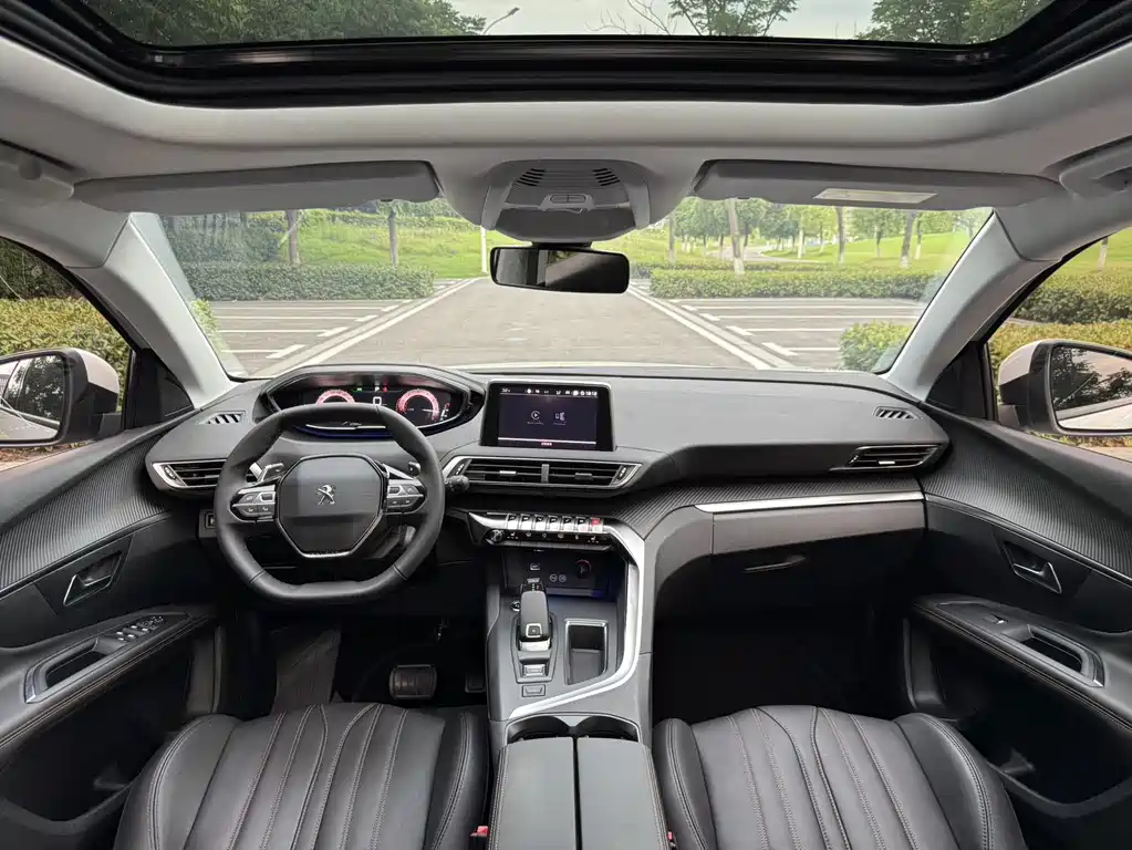 Peugeot 4008 — миниатюра 5