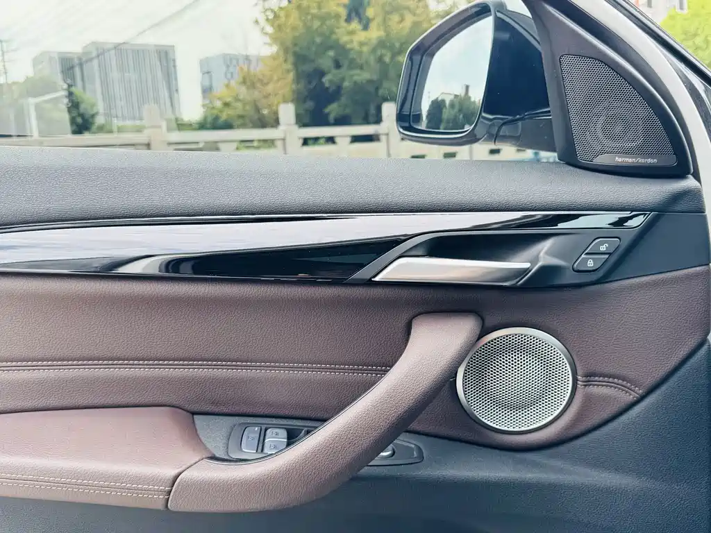 BMW X2 — миниатюра 15