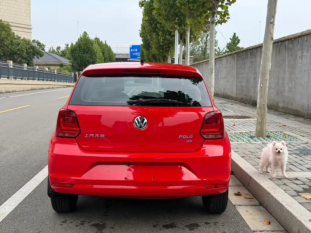 Volkswagen Polo — миниатюра 3