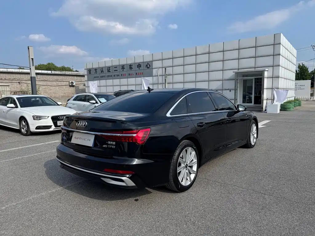 Audi A6L — миниатюра 7