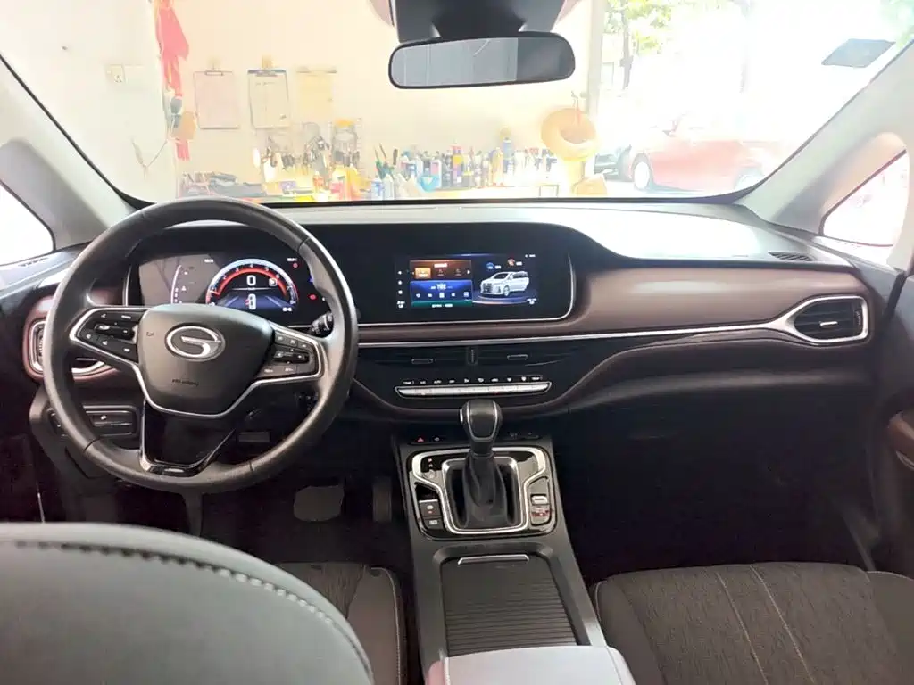 GAC Motor Trumpchi M6 — миниатюра 10