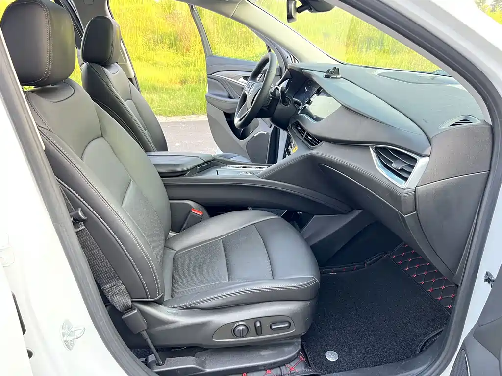 Buick Enclave — миниатюра 16
