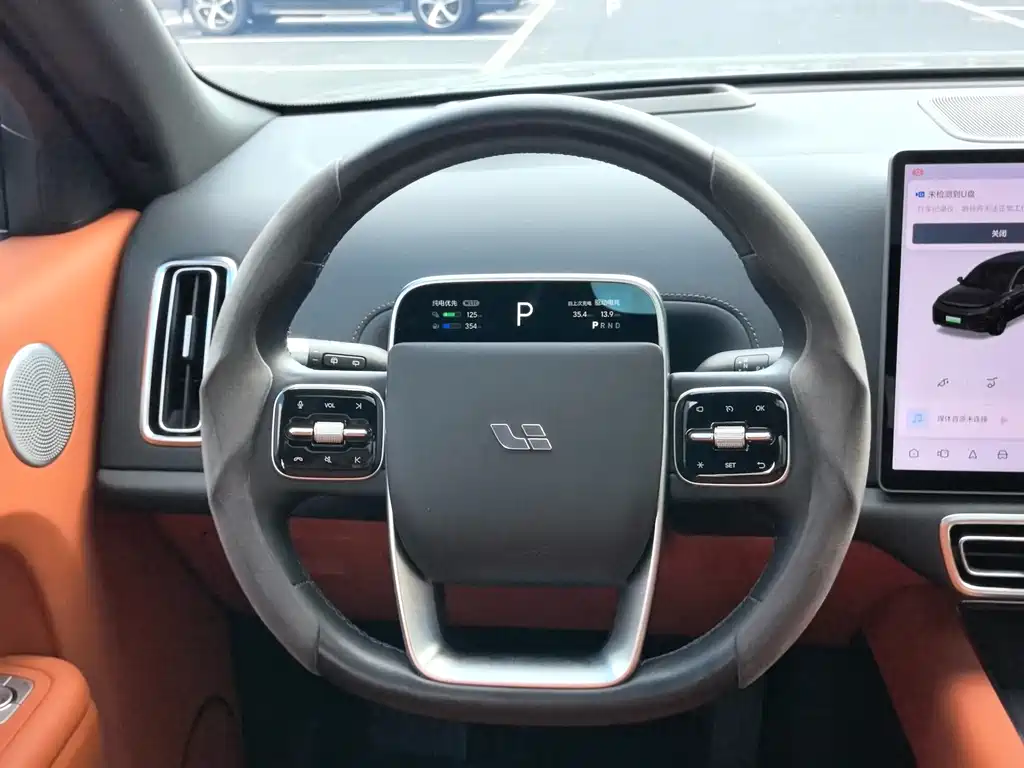 Li Auto Li L8 — миниатюра 13