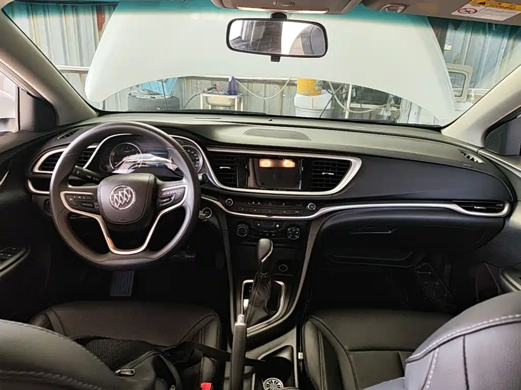 Buick Excelle — миниатюра 10