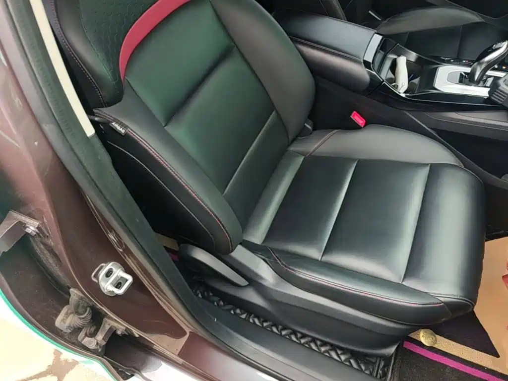 MG MG5 — миниатюра 25