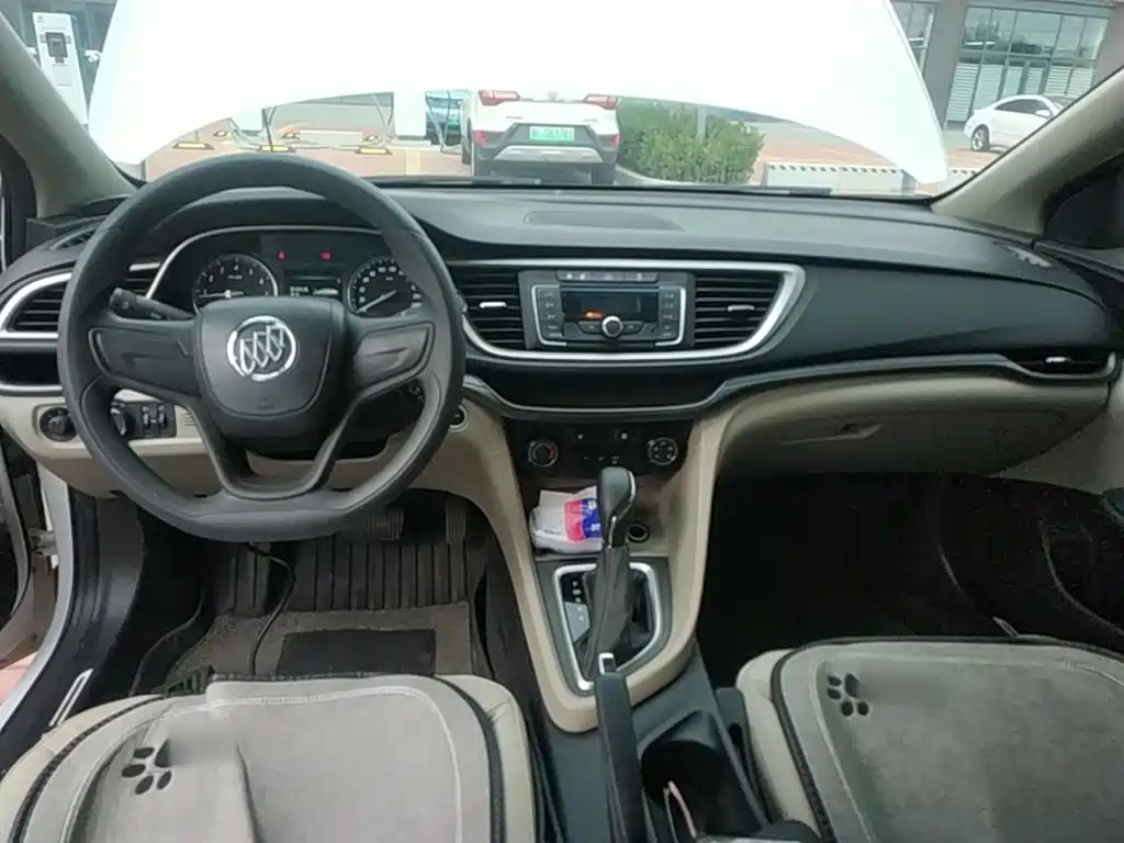 Buick Excelle — миниатюра 10