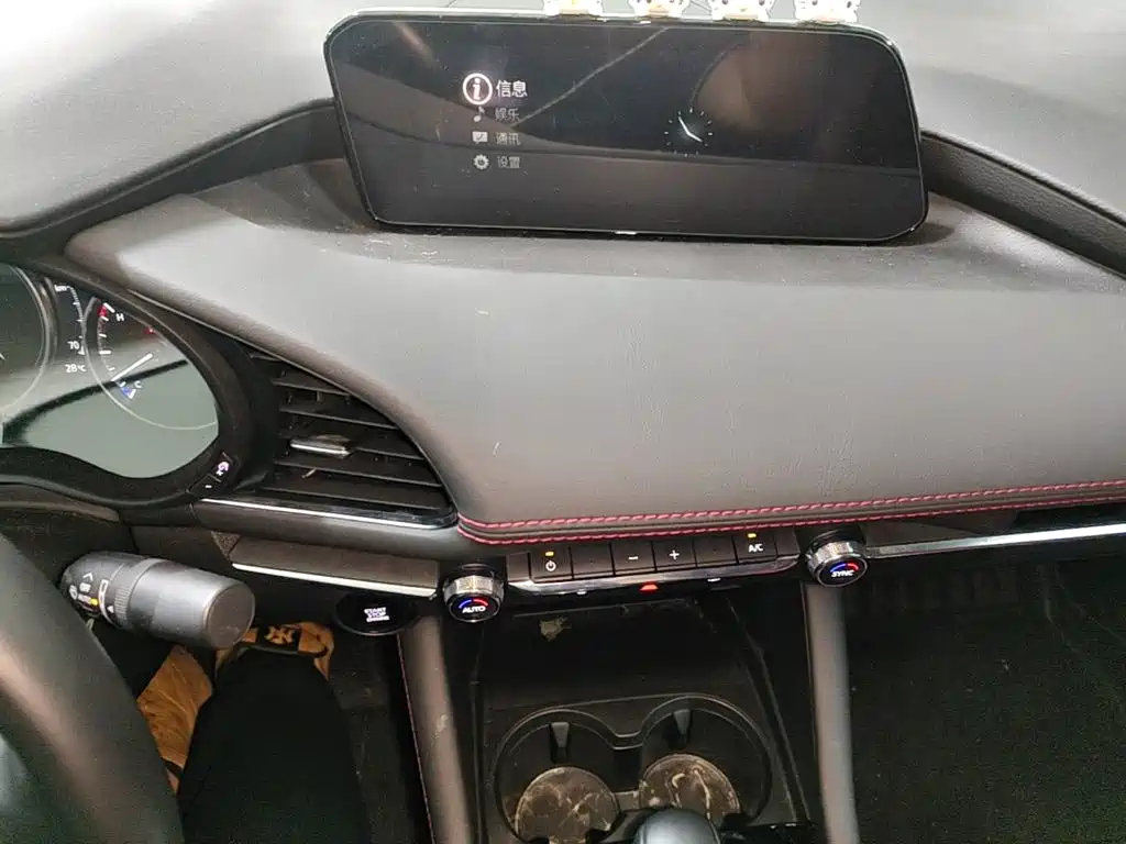Mazda 3 Axela — миниатюра 13