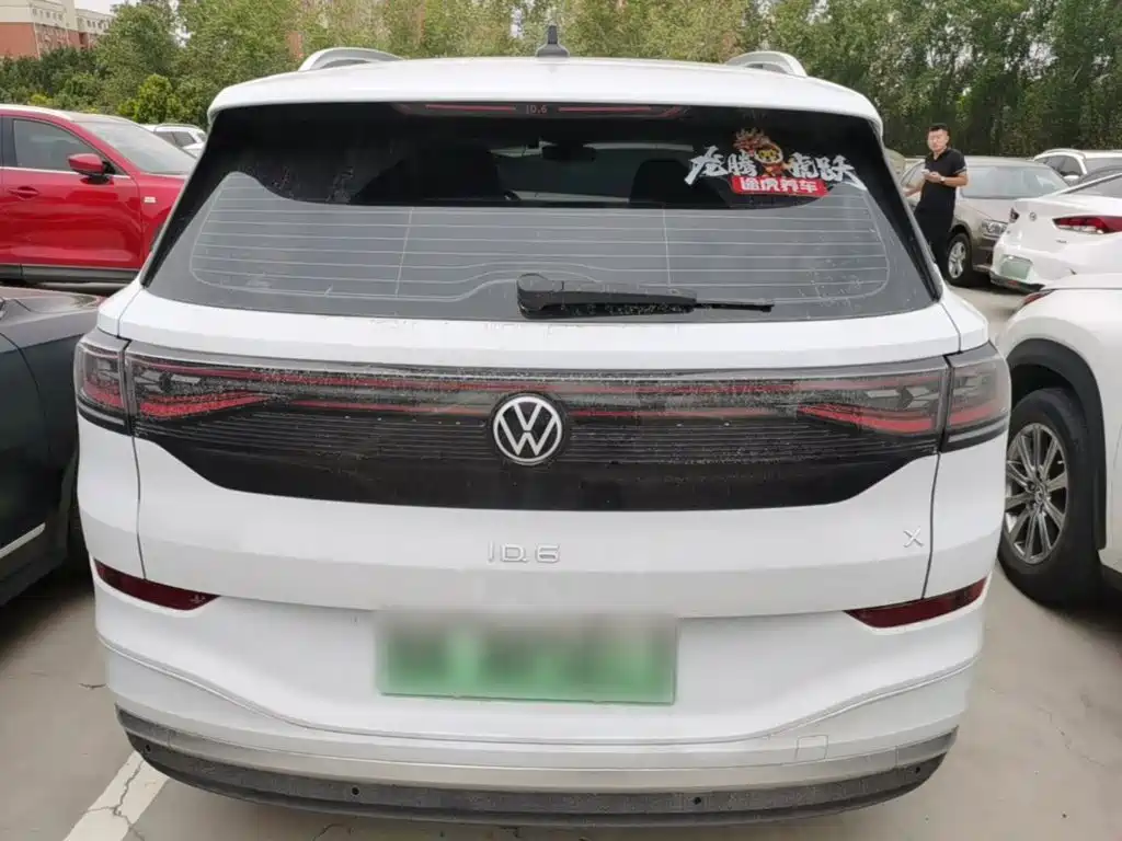 Volkswagen ID.6 X — миниатюра 6
