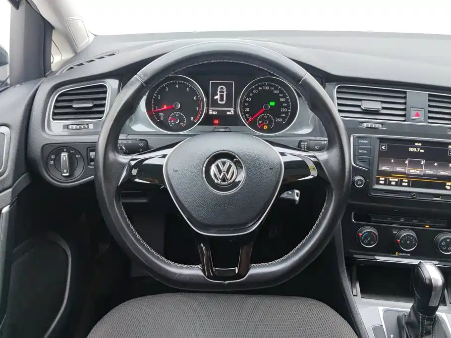 Volkswagen Golf — миниатюра 15