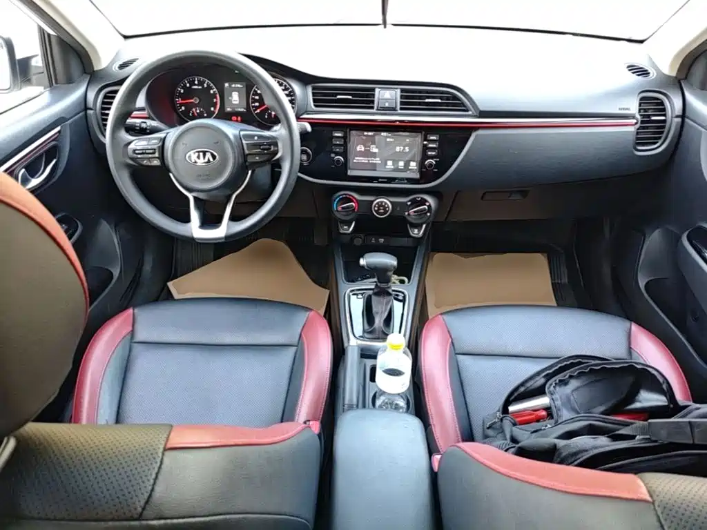 Kia KX Cross — миниатюра 10