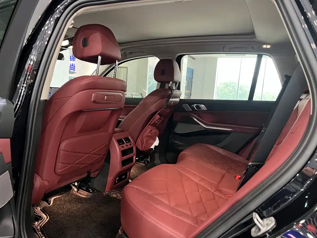 BMW X5 2023 xDrive 30Li Premium M Sport