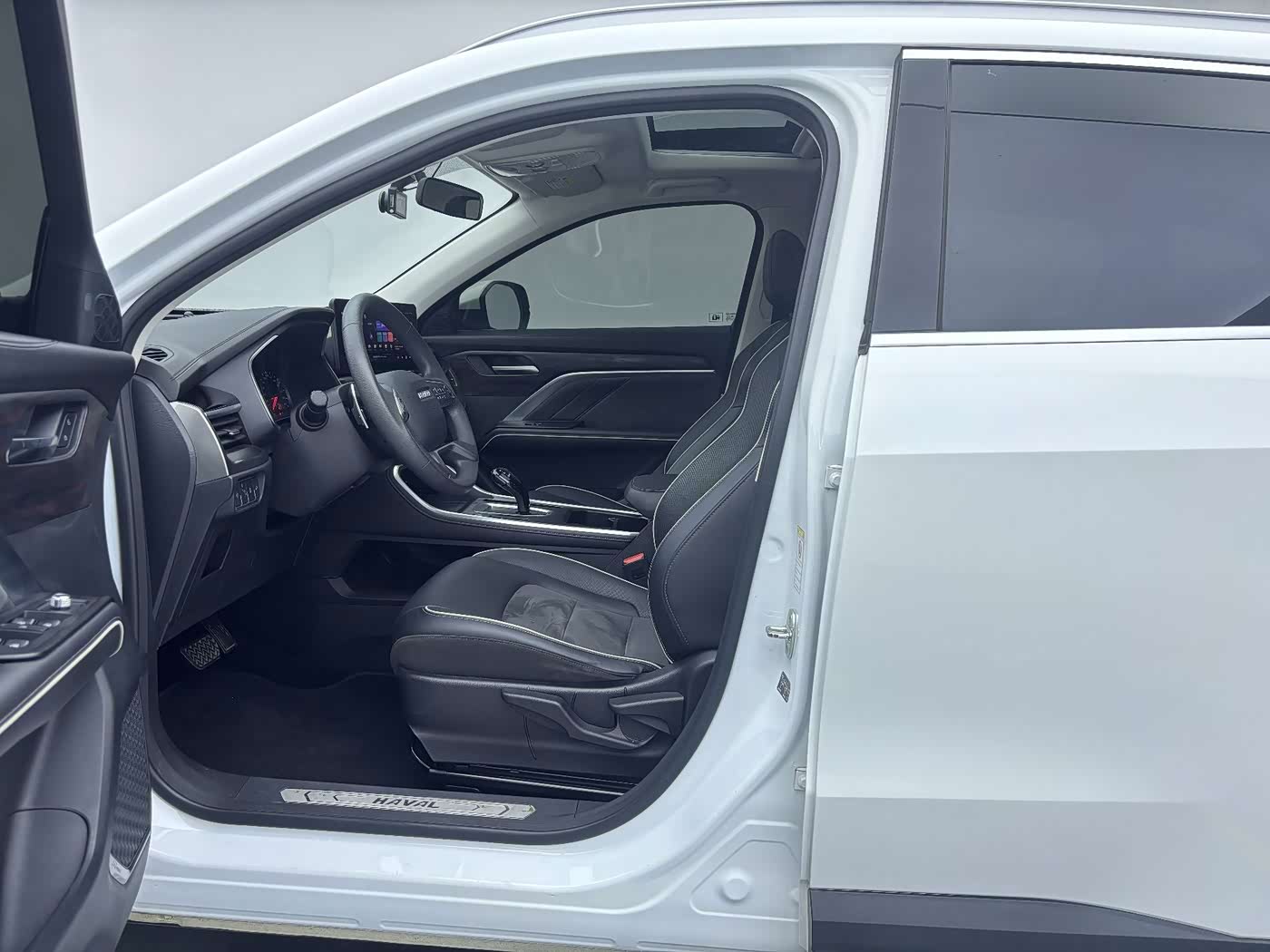 Haval Haval H6 1.5 л 2022 г. Белый, пробег 46300 км