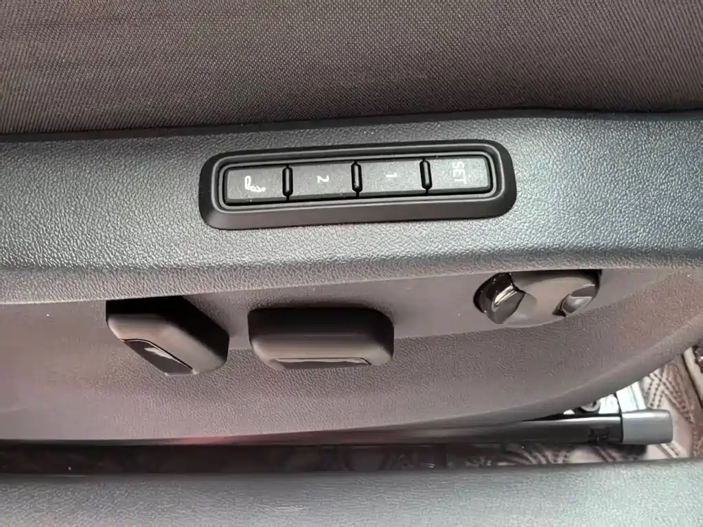Volkswagen ID.6 Crozz — миниатюра 15