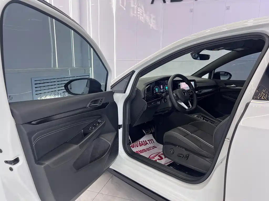 Volkswagen Golf — миниатюра 7