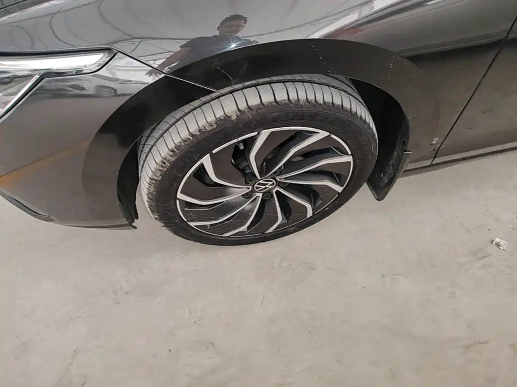 Volkswagen Golf — миниатюра 23