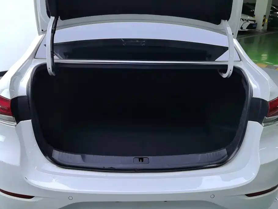 Buick Excelle — миниатюра 4