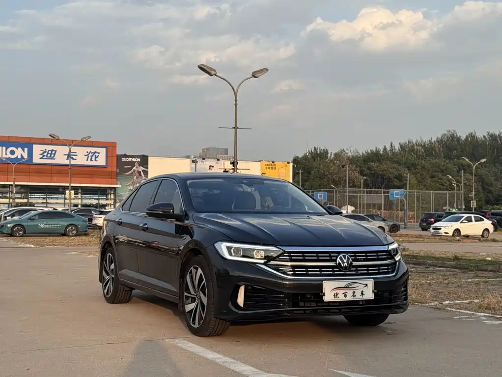 Volkswagen Sagitar — миниатюра 3