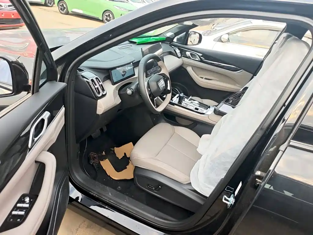 Geely Boyue L — миниатюра 16