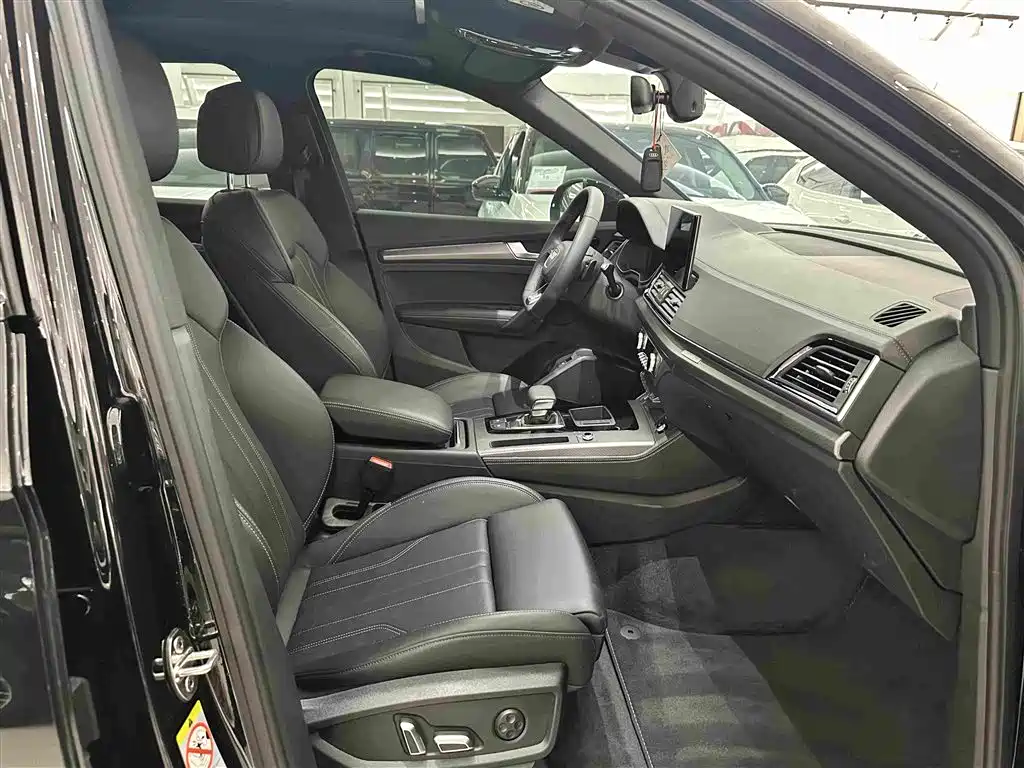 Audi Q5L — миниатюра 17