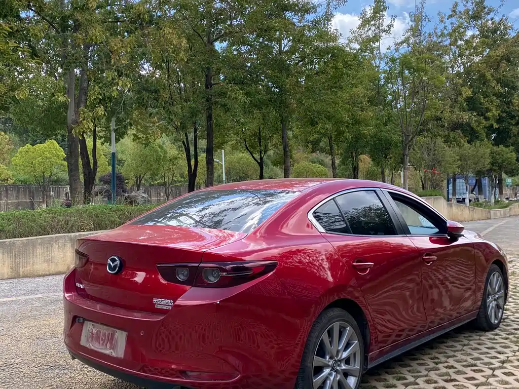 Mazda 3 Axela — миниатюра 11