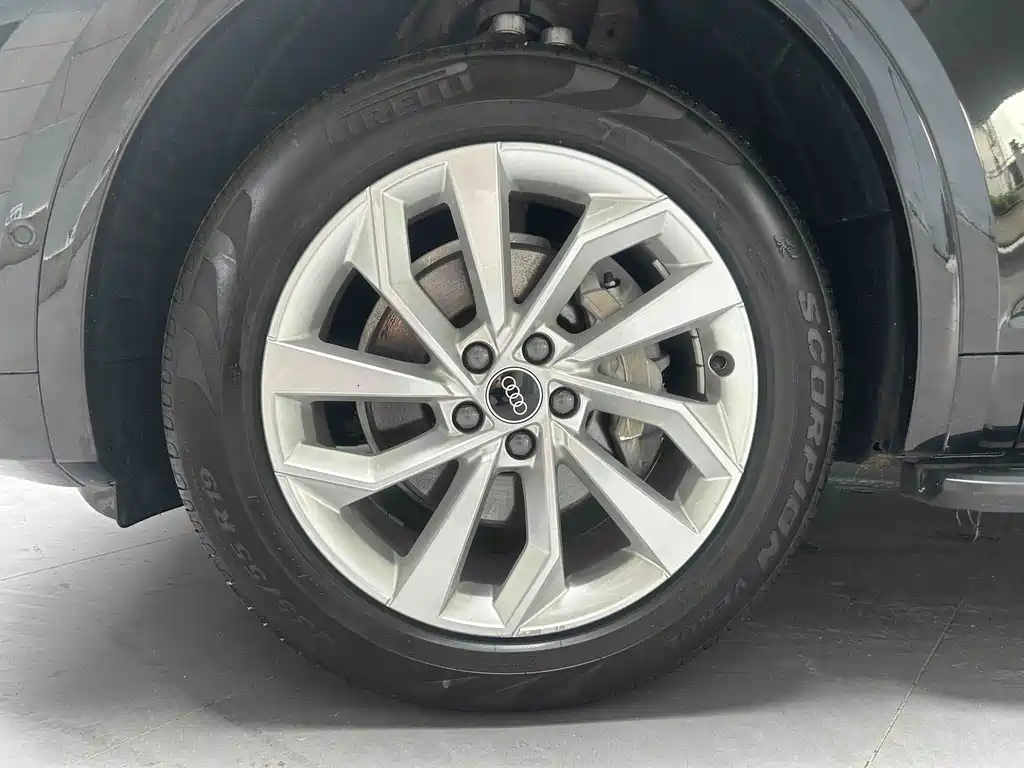 Audi Q5L — миниатюра 5