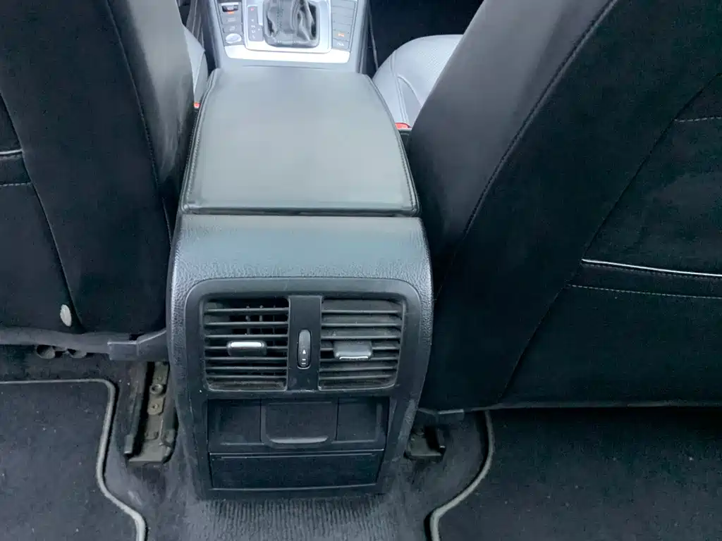 Volkswagen Magotan (Import) — миниатюра 16