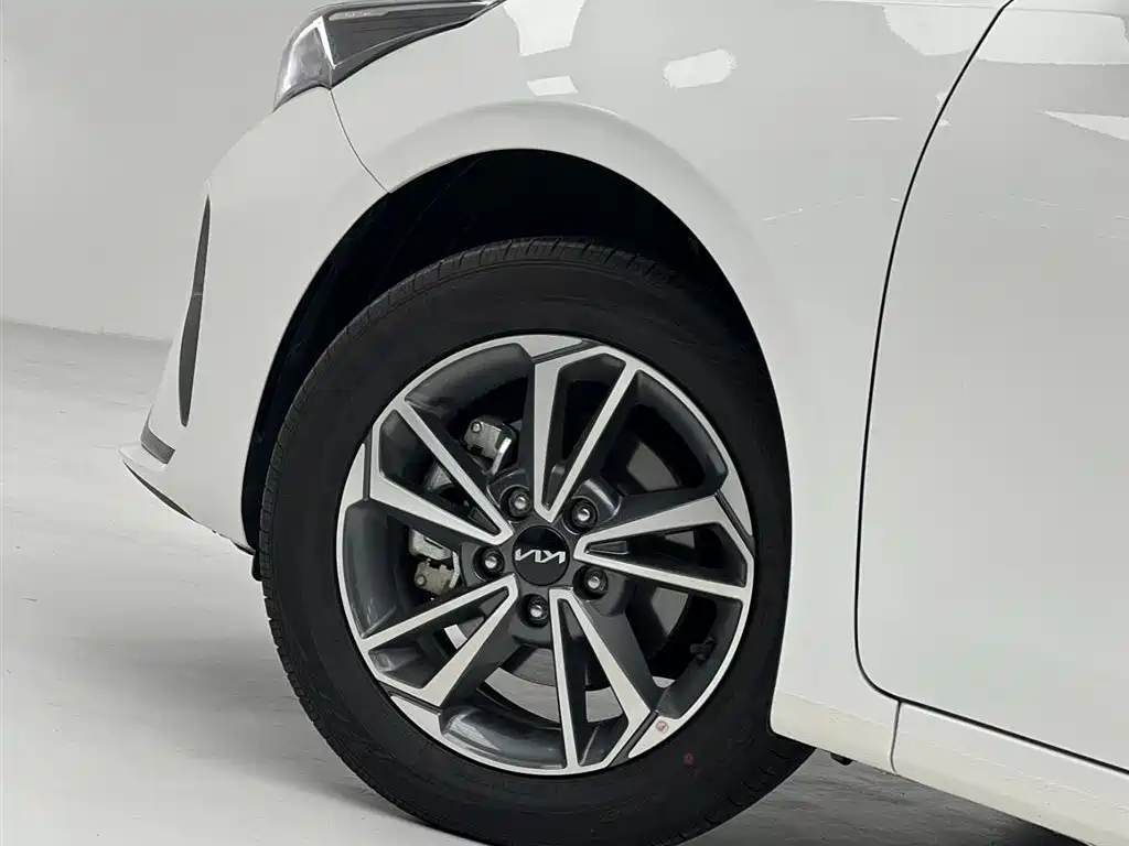 Kia K3 2024 1.5L CVT Comfort