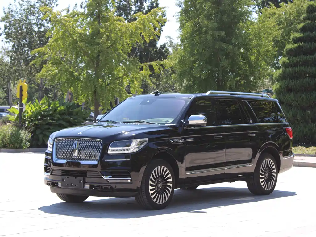 Lincoln Navigator
