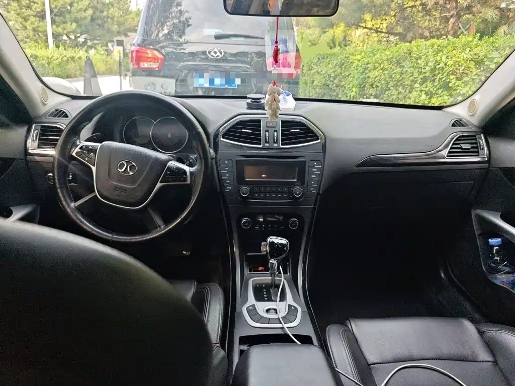BAIC Senova D70 — миниатюра 10