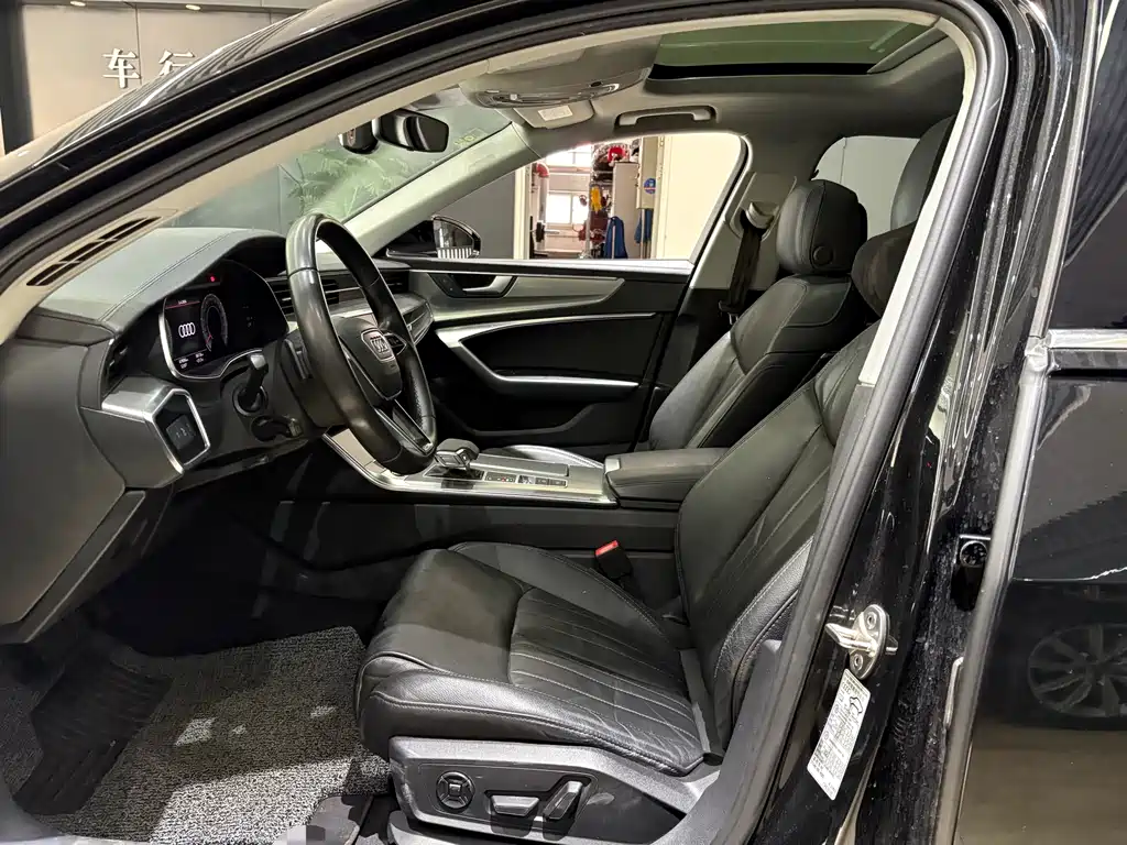 Audi A6L 2021 40 TFSI Luxury