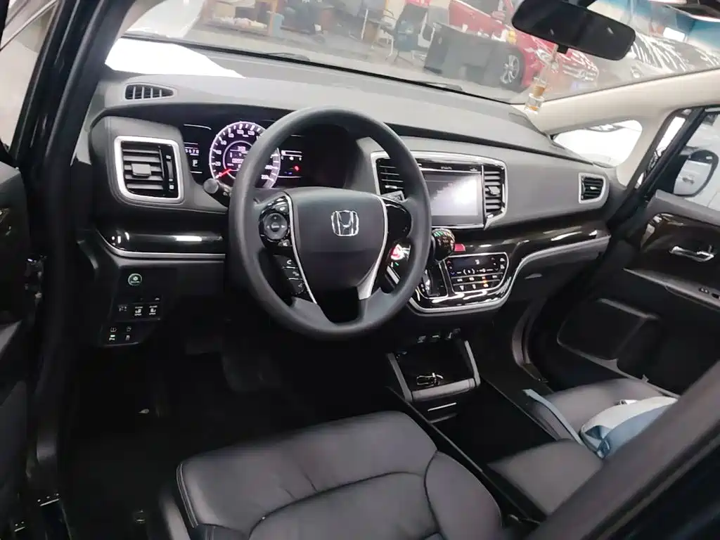 Honda Odyssey — миниатюра 10