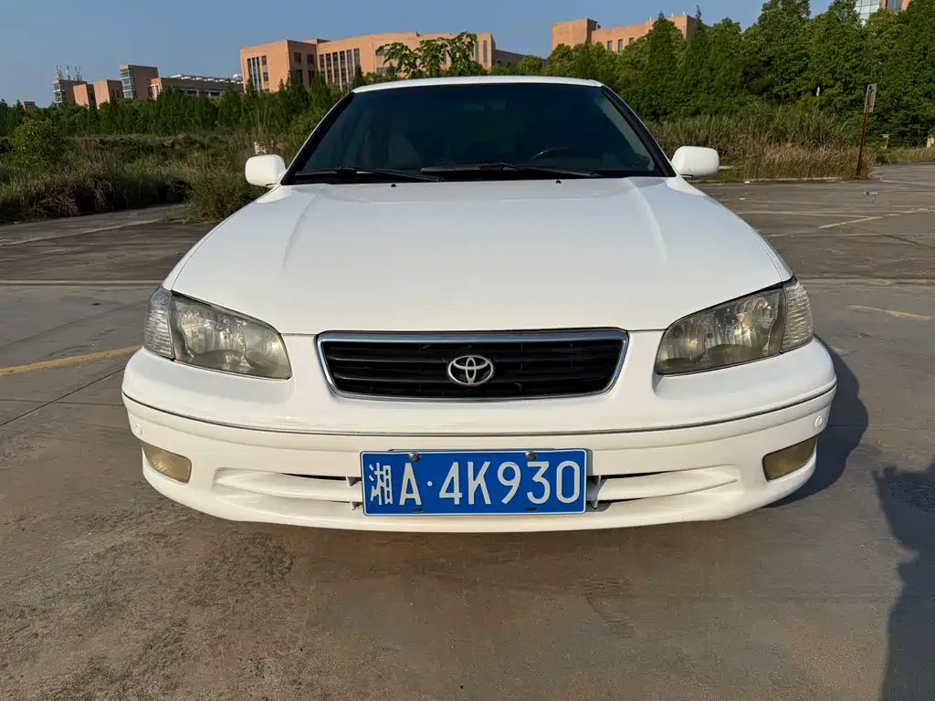 Toyota Camry 01 2.2L AT