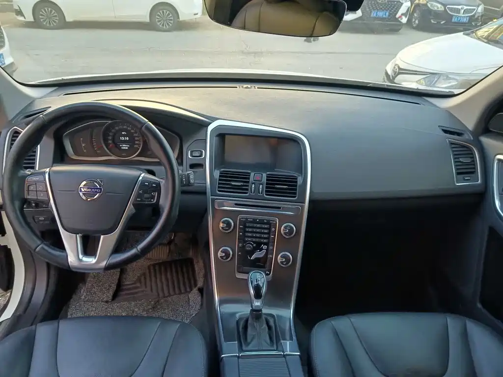 Volvo XC60 (Import) — миниатюра 5